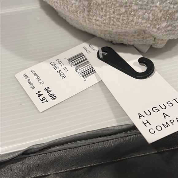 August Hats Cream Textured Cap - Picture 4 of 4